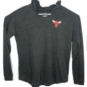 CHICAGO BULLS LOGO HOODIE SWEATSHIRT LARGE NBA BASKETBALL Sweater